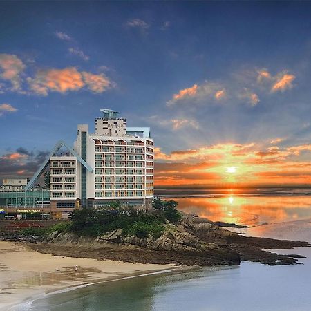Mohang Haenaru Family Hotel Buan Buitenkant foto