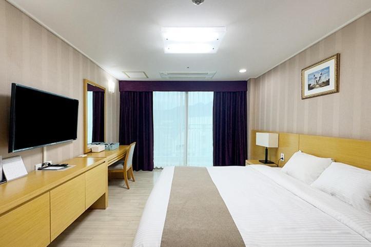 Mohang Haenaru Family Hotel Buan Kamer foto