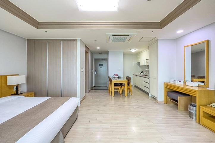 Mohang Haenaru Family Hotel Buan Kamer foto