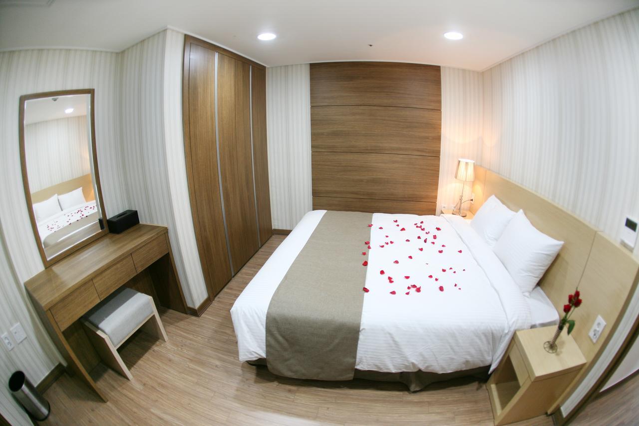 Mohang Haenaru Family Hotel Buan Buitenkant foto