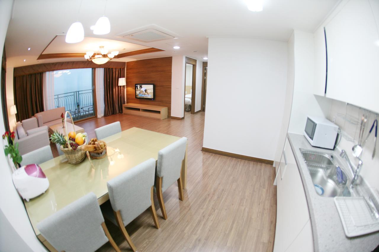 Mohang Haenaru Family Hotel Buan Buitenkant foto