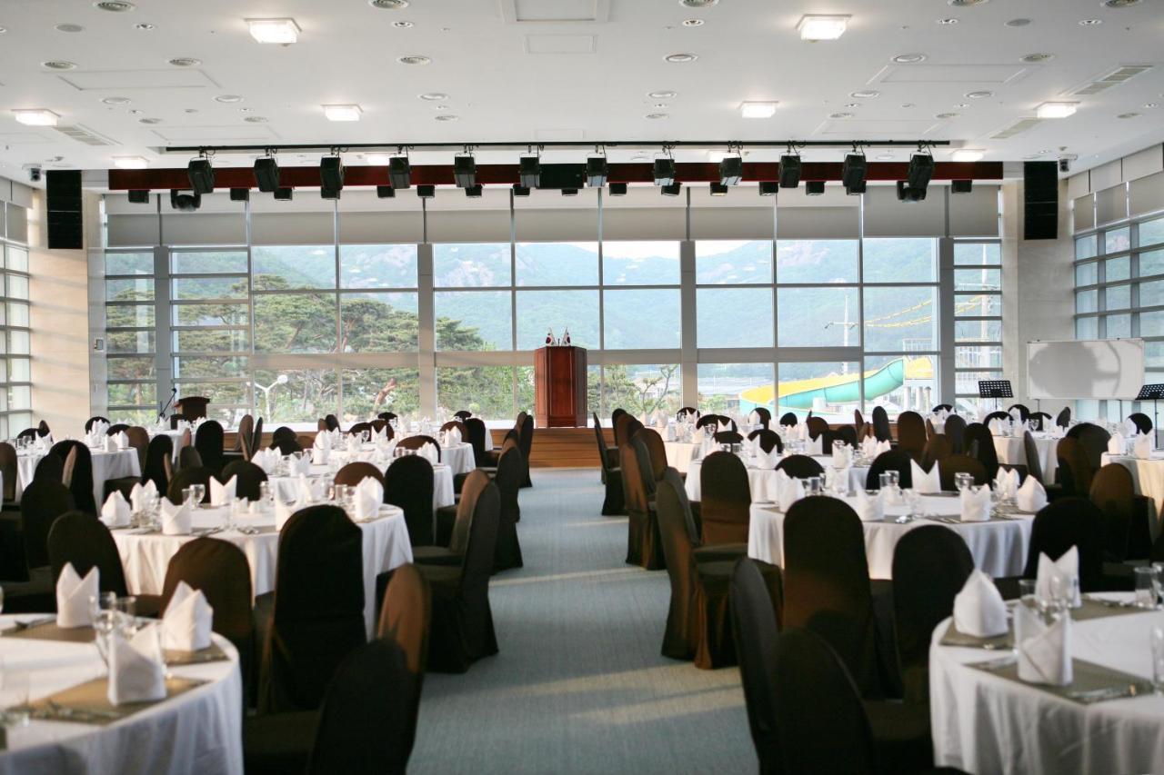 Mohang Haenaru Family Hotel Buan Buitenkant foto